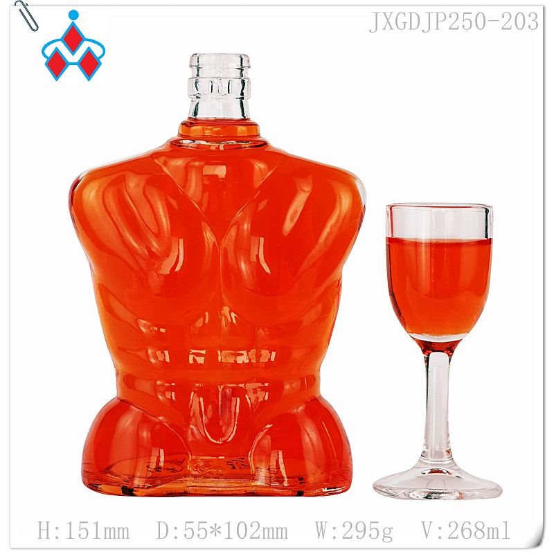 ขวดแก้วเปล่ารูปทรงไม่ซ้ำใคร